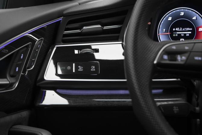 Audi Q8 I (4M) с пробегом 2021 года, цена 7 400 000 рублей, 71640 км, внедорожник, Автокод Объявления