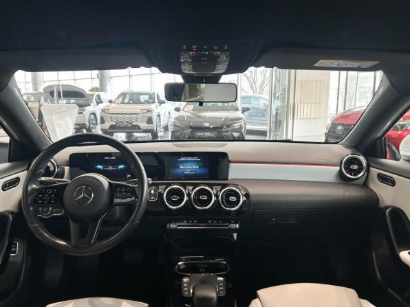Mercedes-Benz A-Класс IV (W177) с пробегом 2018 года, цена 2 619 000 рублей, 63686 км, седан, Автокод Объявления