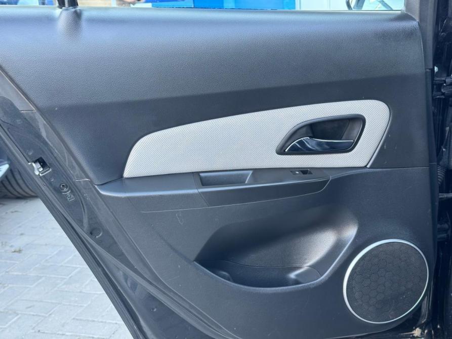 Chevrolet Cruze I Рестайлинг Ростов-на-Дону  - изображение 15
