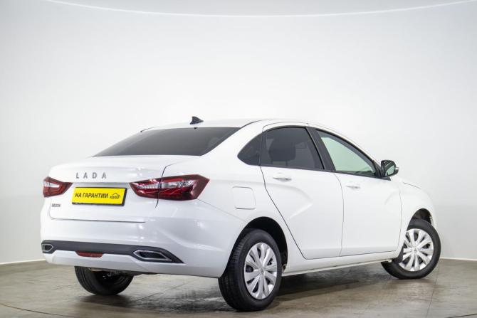 Lada (ВАЗ) Vesta I с пробегом 2023 года, цена 1 299 000 рублей, 50224 км, седан, Автокод Объявления