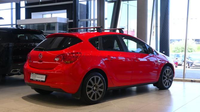 Opel Astra J с пробегом 2012 года, цена 580 000 рублей, 222138 км, хэтчбек, Автокод Объявления