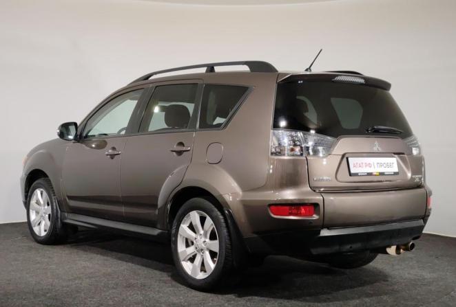 Mitsubishi Outlander II Рестайлинг с пробегом 2011 года, цена 1 200 000 рублей, 127400 км, внедорожник, Автокод Объявления