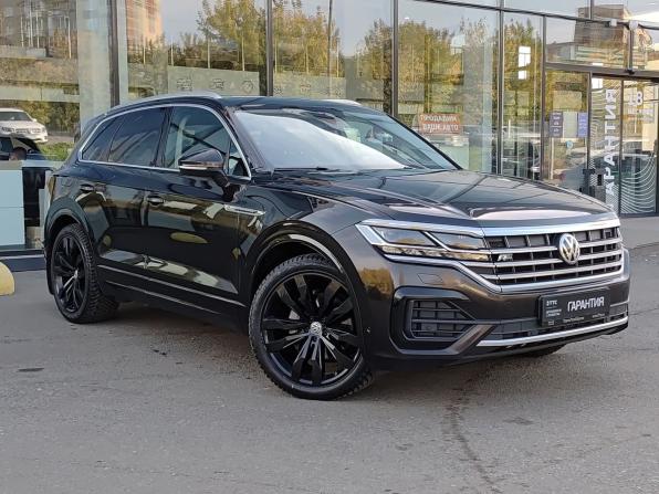 Volkswagen Touareg III с пробегом 2018 года, цена 4 492 800 рублей, 149191 км, внедорожник, Автокод Объявления