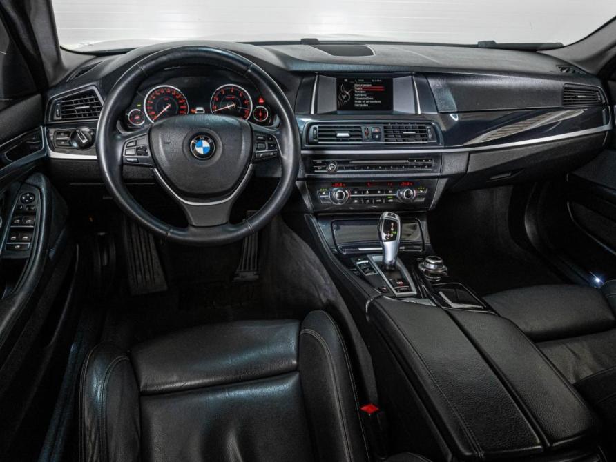 BMW 5 серии VI (F10/F11/F07) Рестайлинг Ставрополь  - изображение 6