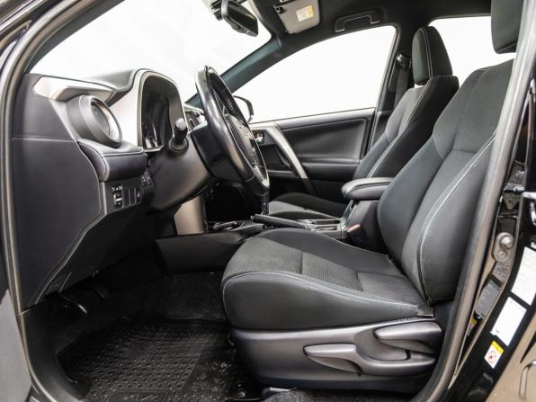 Toyota RAV4 IV (XA40) Рестайлинг с пробегом 2019 года, цена 1 948 000 рублей, 291021 км, внедорожник, Автокод Объявления