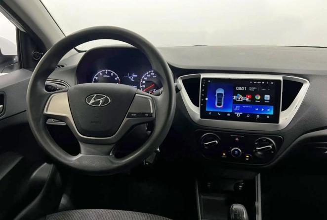 Hyundai Solaris II с пробегом 2019 года, цена 1 075 000 рублей, 120104 км, седан, Автокод Объявления