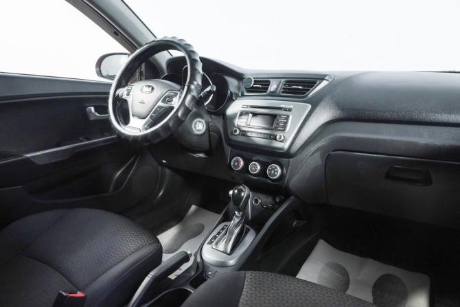 Kia Rio III Рестайлинг с пробегом 2015 года, цена 869 000 рублей, 200000 км, седан, Автокод Объявления
