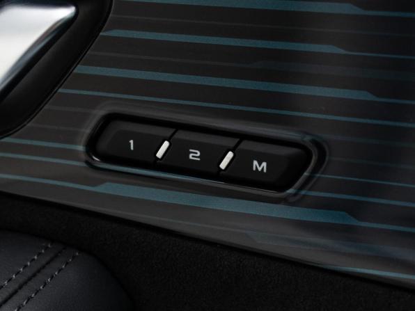 Geely Monjaro I Рестайлинг с пробегом 2024 года, цена 3 880 000 рублей, 3256 км, внедорожник, Автокод Объявления