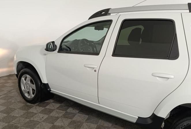 Renault Duster I Рестайлинг с пробегом 2015 года, цена 1 060 000 рублей, 175495 км, внедорожник, Автокод Объявления