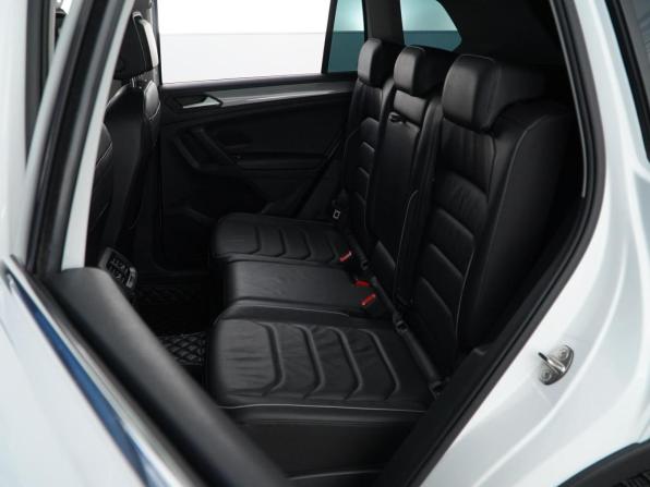 Volkswagen Tiguan II Рестайлинг с пробегом 2021 года, цена 2 550 000 рублей, 235208 км, внедорожник, Автокод Объявления
