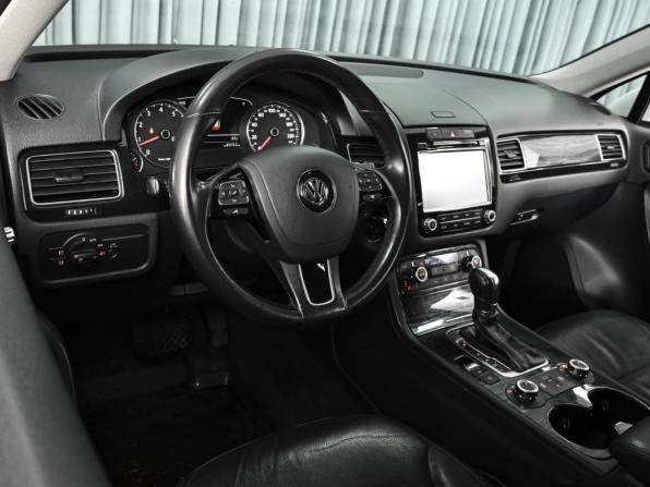 Volkswagen Touareg II с пробегом 2013 года, цена 2 098 000 рублей, 172619 км, внедорожник, Автокод Объявления