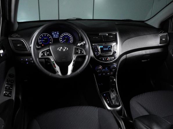 Hyundai Solaris I Рестайлинг с пробегом 2016 года, цена 1 199 000 рублей, 180321 км, седан, Автокод Объявления