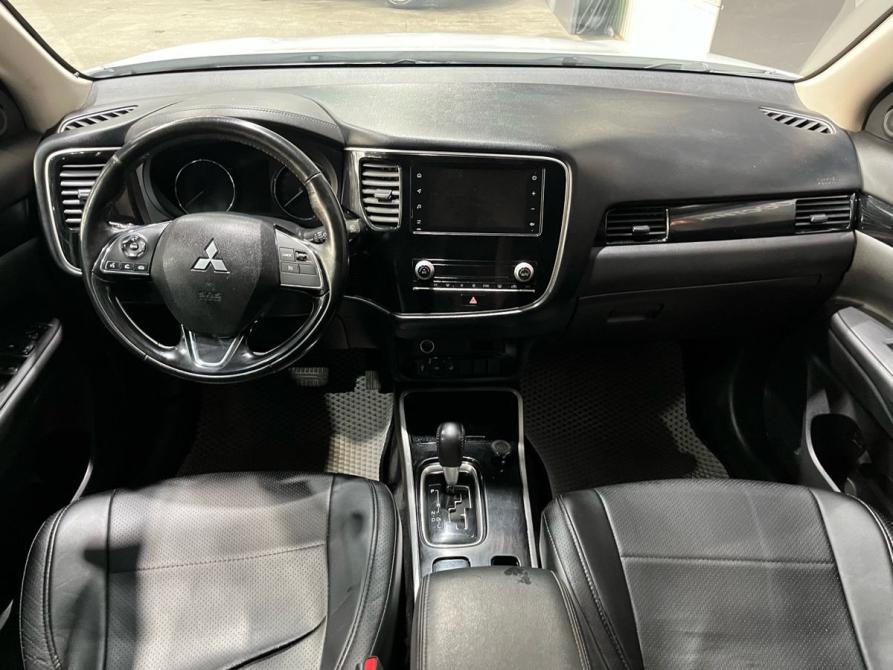 Mitsubishi Outlander III Рестайлинг 3 Пермь  - изображение 13