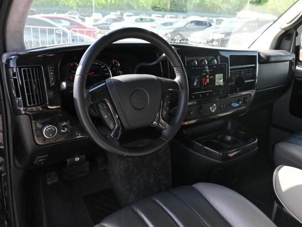 Chevrolet Express II с пробегом 2012 года, цена 5 899 000 рублей, 175683 км, минивэн, Автокод Объявления