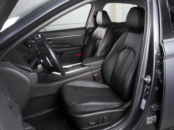 Hyundai Sonata VIII (DN8) с пробегом 2023 года, цена 2 999 000 рублей, 23825 км, седан, Автокод Объявления