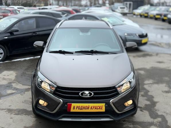 Lada (ВАЗ) Vesta I с пробегом 2017 года, цена 987 000 рублей, 96268 км, универсал, Автокод Объявления
