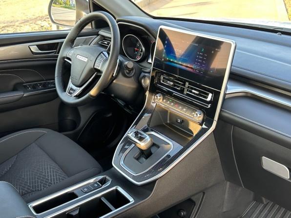 Haval M6 II с пробегом 2024 года, цена 1 980 000 рублей, 6811 км, внедорожник, Автокод Объявления