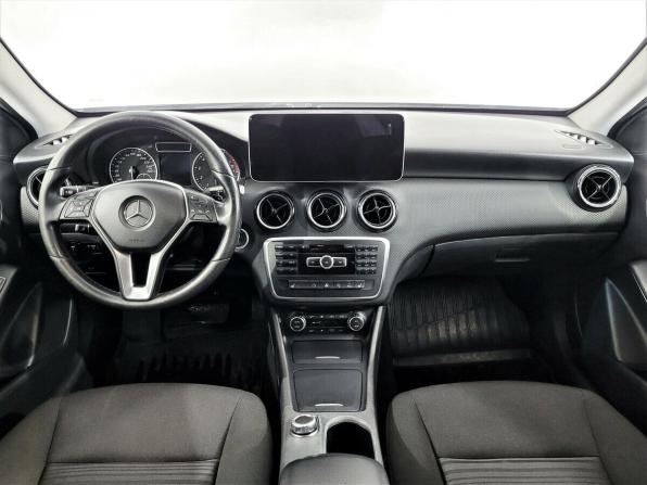Mercedes-Benz A-Класс III (W176) Рестайлинг с пробегом 2015 года, цена 1 180 000 рублей, 221356 км, хэтчбек, Автокод Объявления