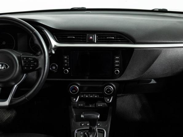 Kia Rio IV Рестайлинг с пробегом 2021 года, цена 1 799 777 рублей, 55000 км, хэтчбек, Автокод Объявления