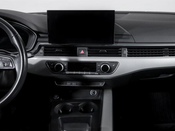 Audi A4 V (B9) Рестайлинг с пробегом 2021 года, цена 3 100 000 рублей, 85100 км, седан, Автокод Объявления