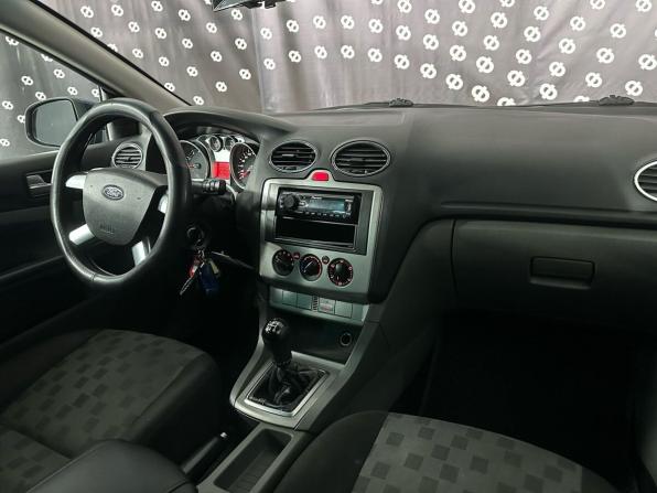 Ford Focus II Рестайлинг с пробегом 2008 года, цена 473 000 рублей, 252481 км, седан, Автокод Объявления