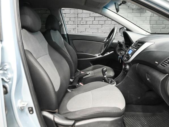 Hyundai Solaris I с пробегом 2012 года, цена 730 000 рублей, 144766 км, хэтчбек, Автокод Объявления
