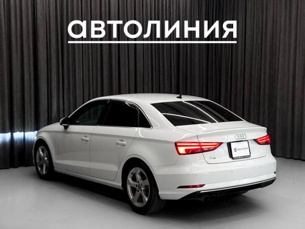 Audi A3 III (8V) Рестайлинг с пробегом 2019 года, цена 1 980 000 рублей, 40000 км, седан, Автокод Объявления