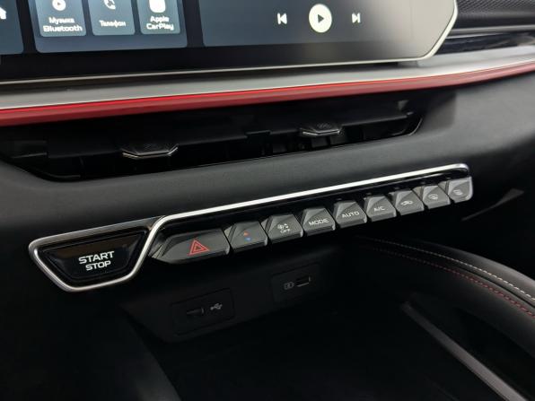 Geely Coolray I Рестайлинг с пробегом 2024 года, цена 2 150 000 рублей, 21436 км, внедорожник, Автокод Объявления