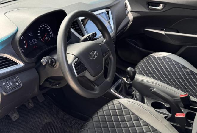 Hyundai Solaris II с пробегом 2019 года, цена 1 065 000 рублей, 153425 км, седан, Автокод Объявления