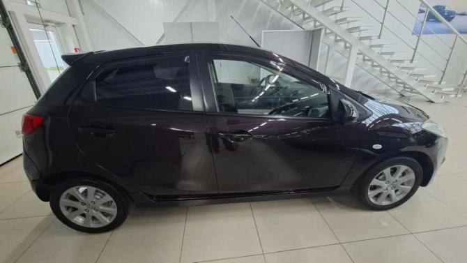 Mazda 2 II (DE) с пробегом 2008 года, цена 625 000 рублей, 168800 км, хэтчбек, Автокод Объявления