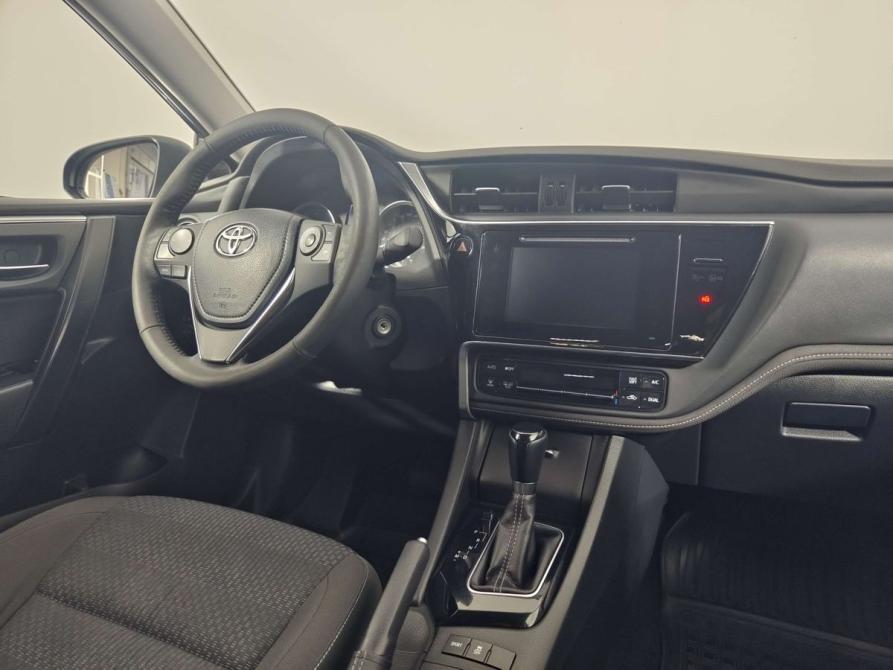 Toyota Corolla XI (E160 E170 E180) Рестайлинг 1 Санкт-Петербург  - изображение 11