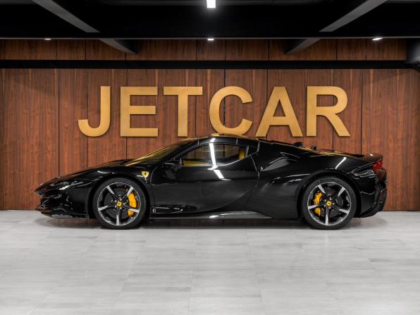 Ferrari SF90 I с пробегом 2025 года, цена 63 300 000 рублей, 63 км, кабриолет, Автокод Объявления