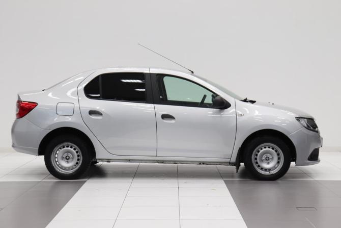 Renault Logan II с пробегом 2015 года, цена 677 000 рублей, 141820 км, седан, Автокод Объявления
