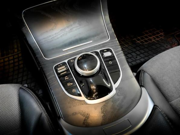 Mercedes-Benz C-Класс IV (W205) Рестайлинг с пробегом 2019 года, цена 2 690 000 рублей, 119971 км, седан, Автокод Объявления