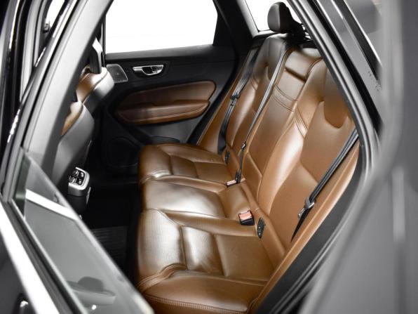 Volvo XC60 II с пробегом 2018 года, цена 3 299 900 рублей, 194759 км, внедорожник, Автокод Объявления