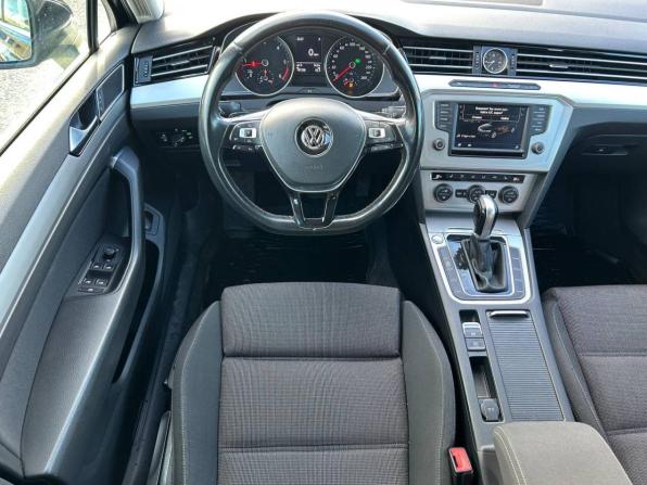 Volkswagen Passat B8 с пробегом 2017 года, цена 1 379 000 рублей, 196000 км, универсал, Автокод Объявления