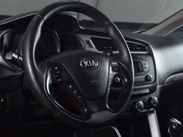Kia Ceed II с пробегом 2013 года, цена 949 995 рублей, 174770 км, хэтчбек, Автокод Объявления
