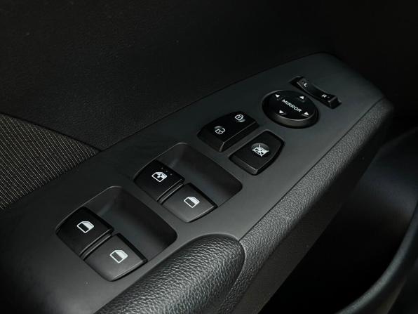 Hyundai Solaris II с пробегом 2019 года, цена 1 353 300 рублей, 128653 км, седан, Автокод Объявления