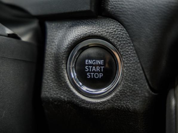 Toyota RAV4 V (XA50) с пробегом 2021 года, цена 2 998 000 рублей, 65712 км, внедорожник, Автокод Объявления