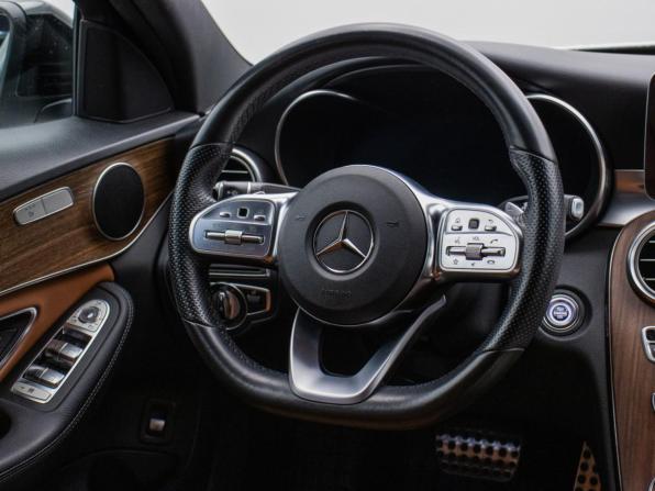 Mercedes-Benz C-Класс IV (W205) Рестайлинг с пробегом 2019 года, цена 3 244 000 рублей, 84000 км, седан, Автокод Объявления