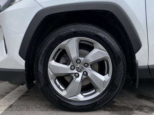 Toyota RAV4 V (XA50) с пробегом 2019 года, цена 3 549 000 рублей, 99302 км, внедорожник, Автокод Объявления