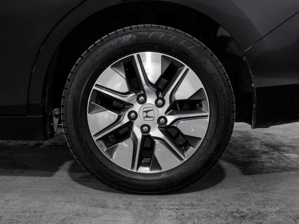 Honda Stepwgn V с пробегом 2015 года, цена 1 689 500 рублей, 165220 км, минивэн, Автокод Объявления