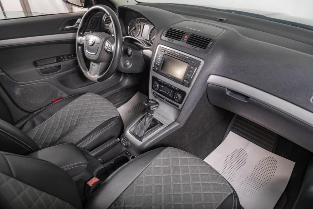 Skoda Octavia II (A5) Рестайлинг Томск  - изображение 18