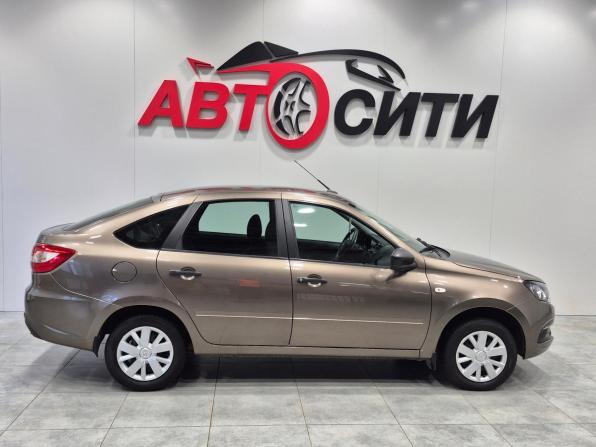 Lada (ВАЗ) Granta I Рестайлинг с пробегом 2020 года, цена 689 000 рублей, 81000 км, хэтчбек, Автокод Объявления