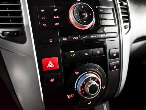 Kia Venga I с пробегом 2012 года, цена 970 000 рублей, 109308 км, минивэн, Автокод Объявления