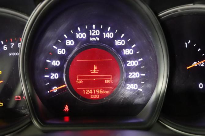 Kia Ceed II Рестайлинг с пробегом 2016 года, цена 1 189 990 рублей, 123124 км, хэтчбек, Автокод Объявления