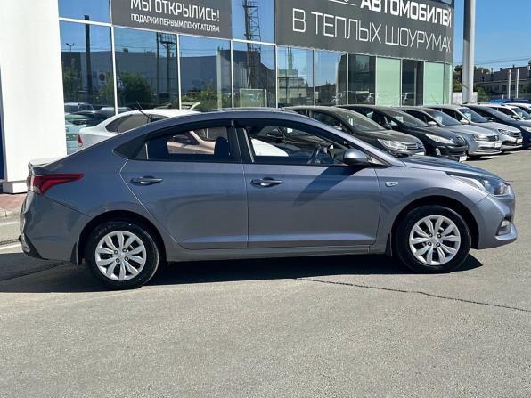 Hyundai Solaris II с пробегом 2019 года, цена 1 230 000 рублей, 125921 км, седан, Автокод Объявления