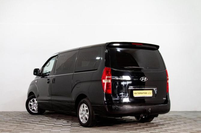 Hyundai Grand Starex I с пробегом 2011 года, цена 1 599 000 рублей, 295700 км, минивэн, Автокод Объявления