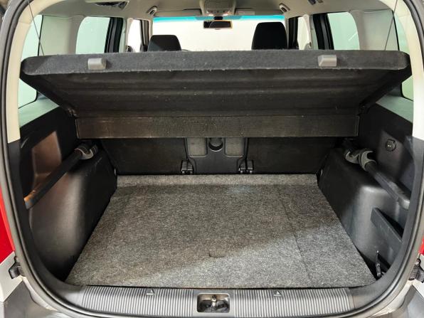 Skoda Yeti I Рестайлинг с пробегом 2013 года, цена 1 175 000 рублей, 185224 км, внедорожник, Автокод Объявления