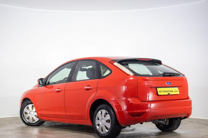 Ford Focus II Рестайлинг с пробегом 2010 года, цена 629 000 рублей, 174020 км, хэтчбек, Автокод Объявления